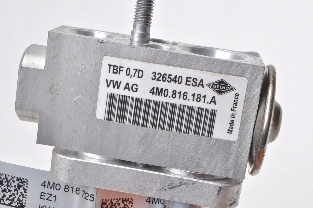 фото №6, Bentayga audi q7 4m 4.0 tdi шланг кондиционера клапан расширительный 4m0816725