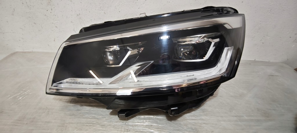 фото №1, Лампа левый передний volkswagen vw transporter t6.1 lift