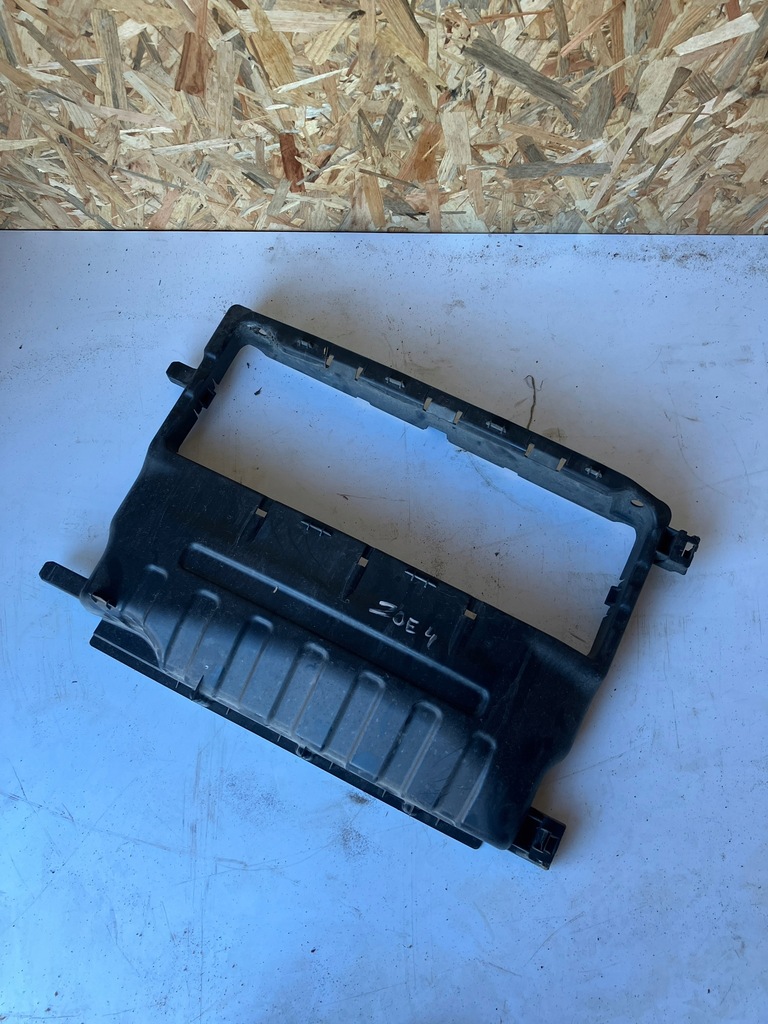 фото №8, Повітропровід впуск повітря renault zoe 215541324r