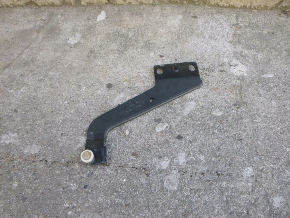 фото №7, Vw sharan 7n 7n0 петля направляющая дверь