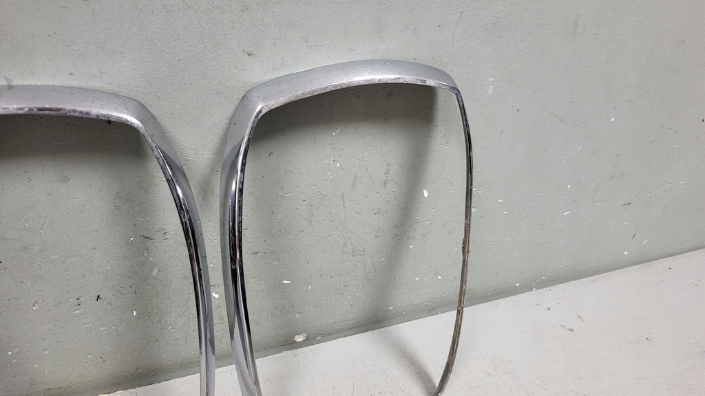 фото №5, Рамки хром лампа перед комплект mercedes w114 w115