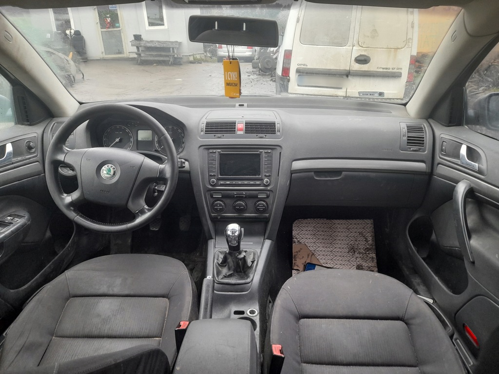 фото №14, Skoda octavia ii pulpit панель приладів приладова панель консоль