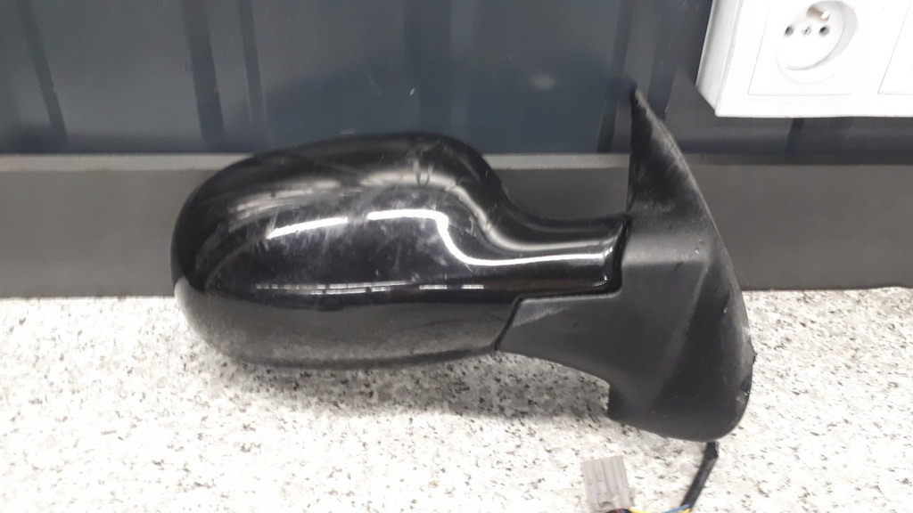 фото №1, Зеркало правое renault clio i 3pin