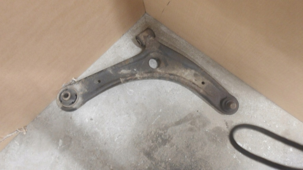 фото №1, Важіль правий передній jeep patriot