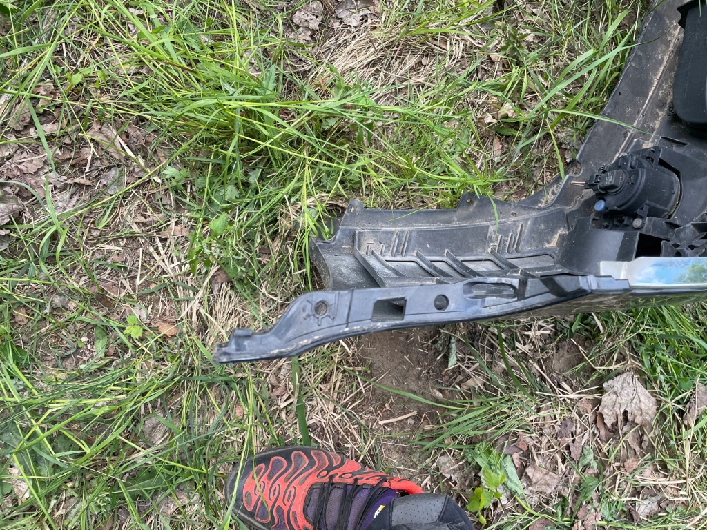 фото №11, Renault laguna ii lift fl бампер перед передний kompletny лак- нет znam