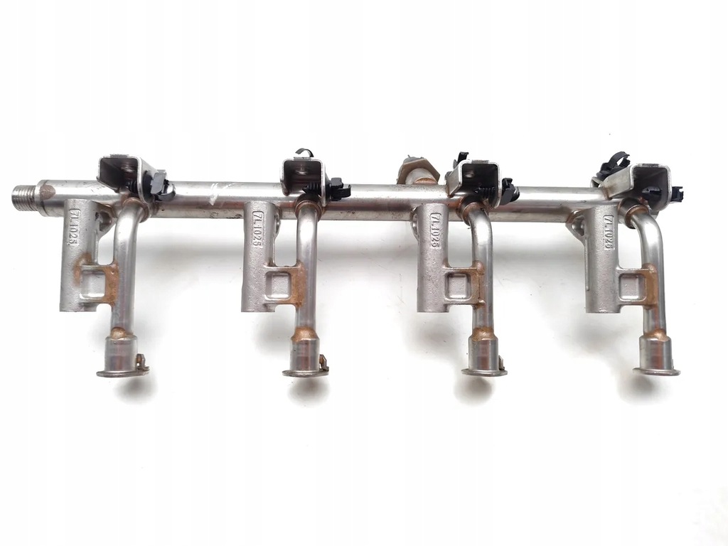 фото №13, Ford kuga молдинг впрыскная 1.5 ecoboost 4x4 бензин 129kw 176 hp 2019 suv