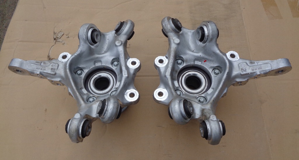 Купить Поворотный кулак задний  задняя левая правая mercedes w223 s-klasa amg oś поворотная nowa! .