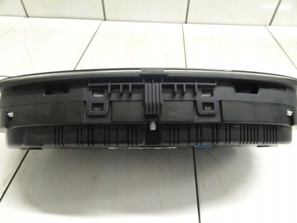 фото №9, Vw polo 6r v 2012 1.2 b счетчик спидометр 6r0920860g