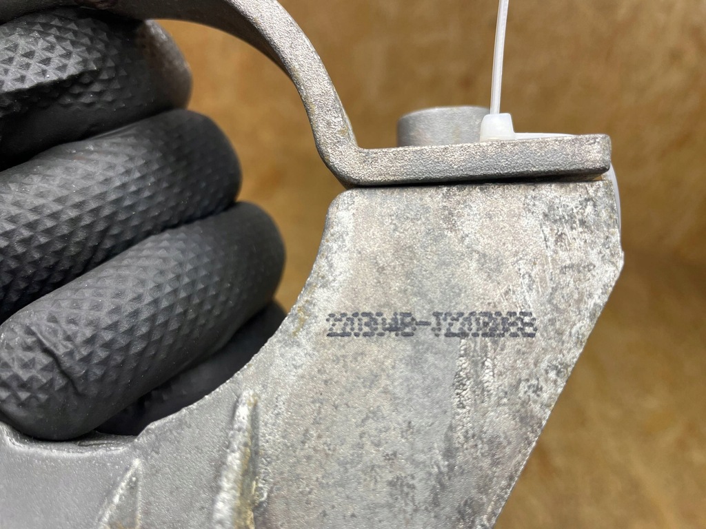 фото №8, Кронштейн кронштейн кронштейн насоса wody volvo v90 s90 31657511 31493255 2016-