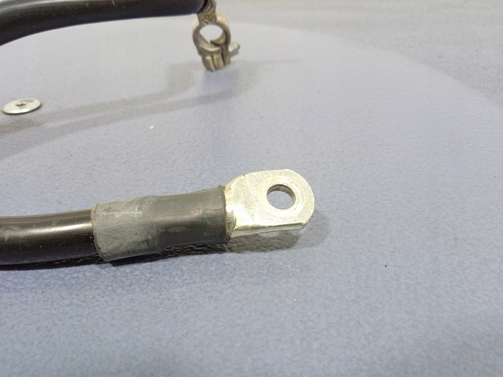 фото №7, Bentley continental i 03- шланг клемма минус аккумулятор 3w0971235c