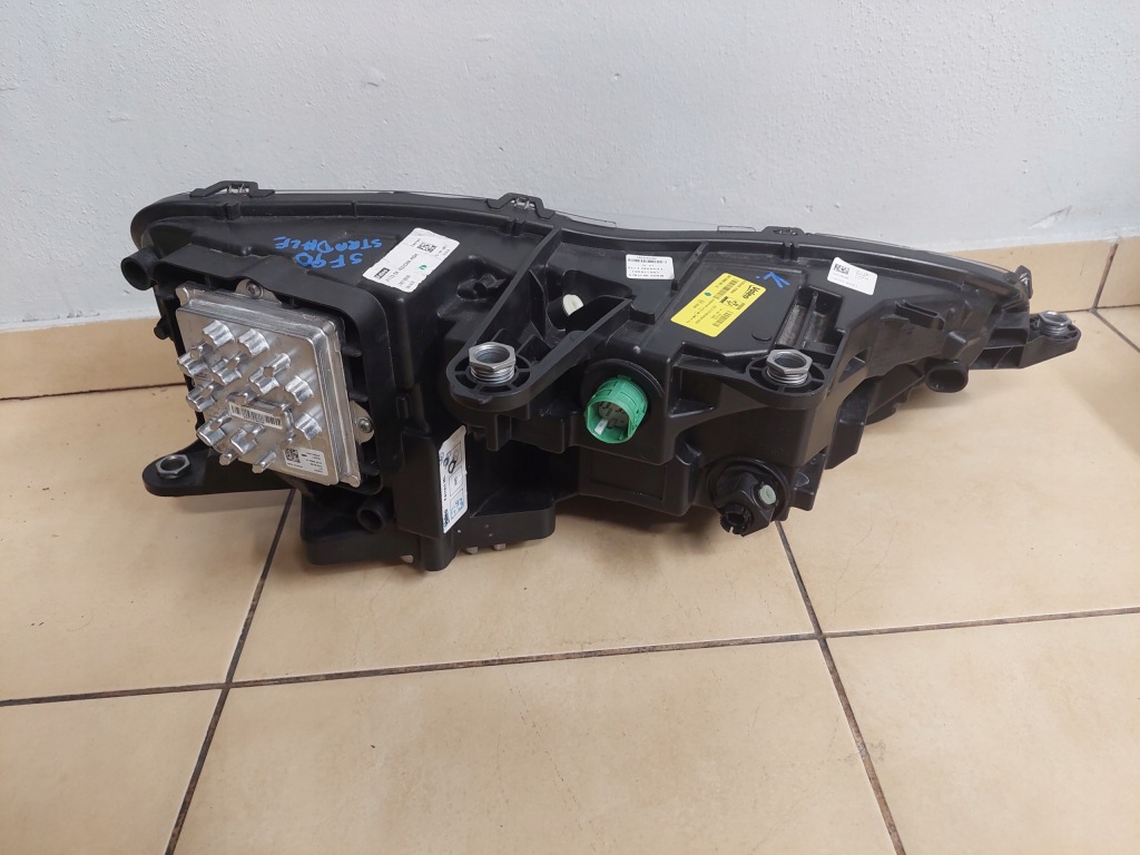 фото №5, Ferrari sf90 stradale full led левая