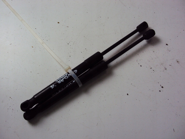 Купить Амортизаторы капота range rover velar l560 17-