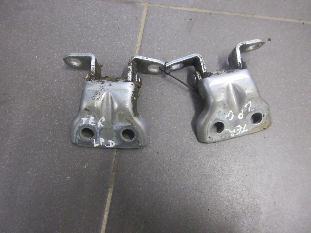 фото №1, Петля петлі двері перед лівий комплект daihatsu terios ii 06- s28