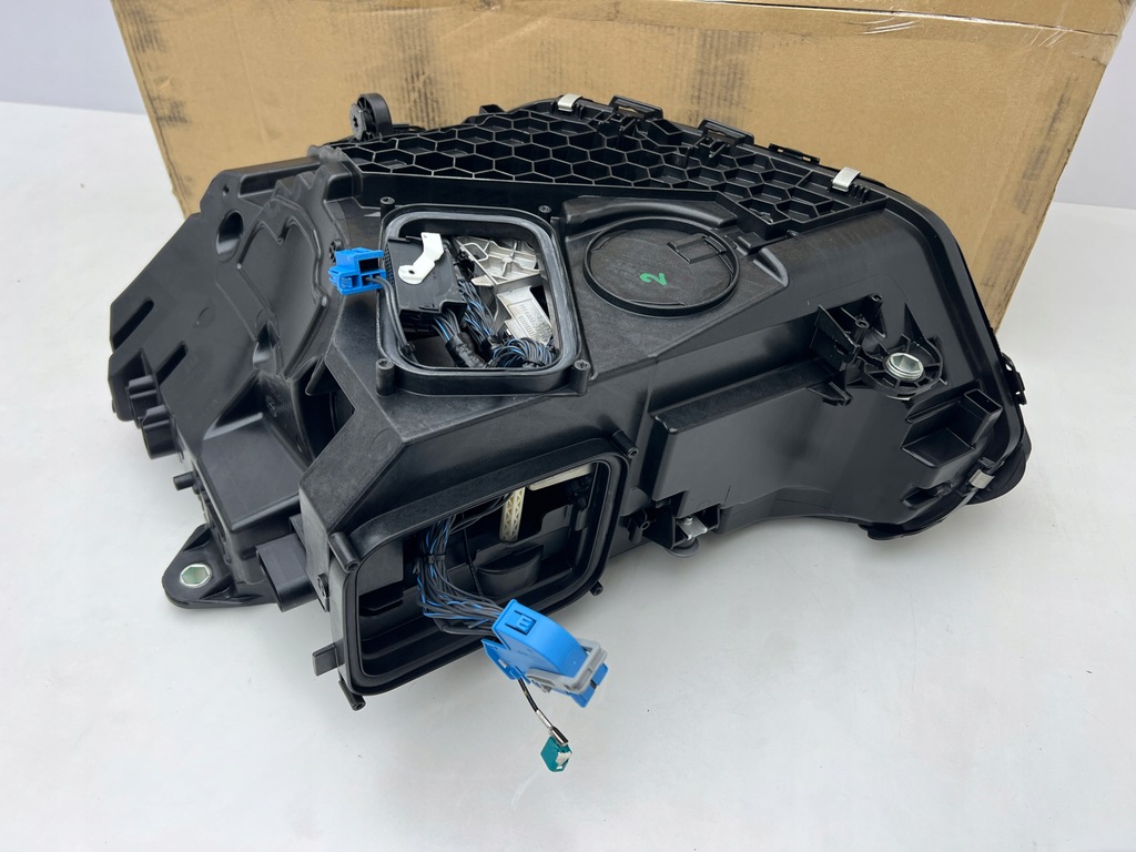 фото №10, Mercedes eqe v295 a2959066800 лампа передня права перед digital light