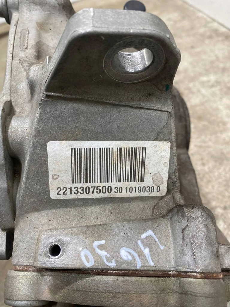 фото №7, Mercedes-benz cls c218 x218 2014 полный дифференциалы