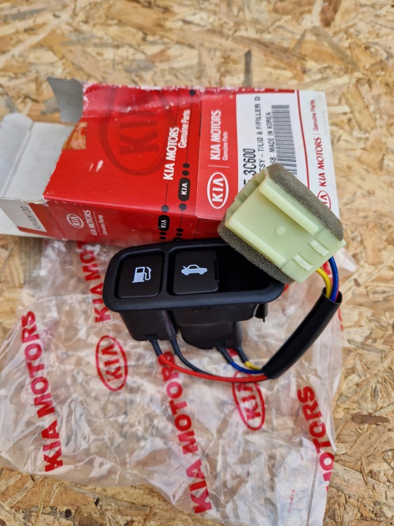 фото №1, Кнопка заливной топлива nkia rio optima