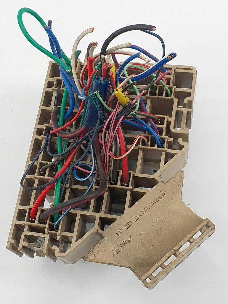 фото №2, Коробка предохранителей mazda rx-8 1.3 rb101300n