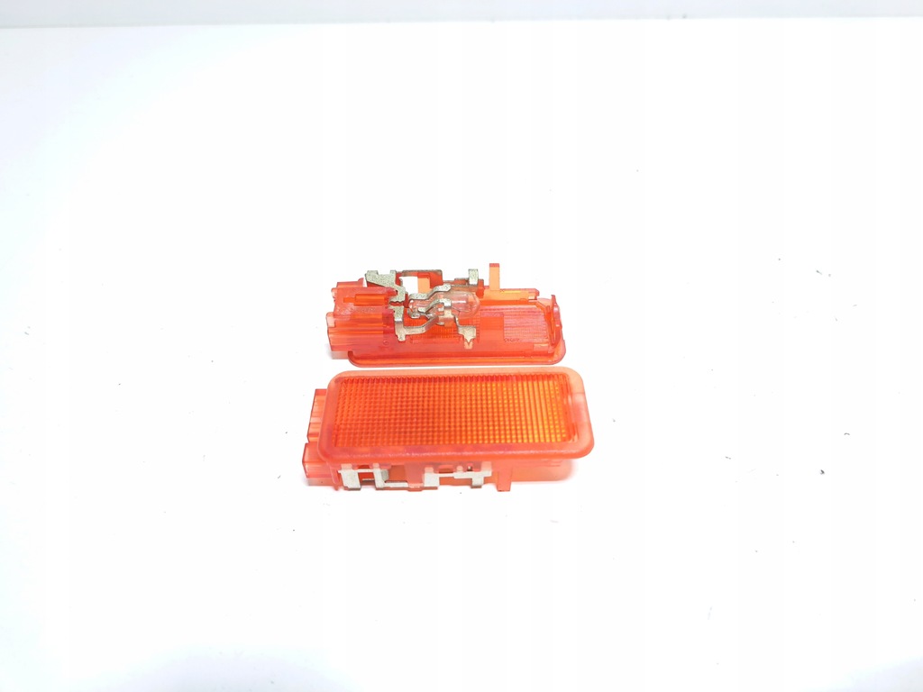 фото №1, Citroen c3 ii ds3 лампа освещение салона бардачка czerwona