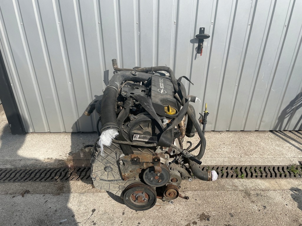 фото №1, Opel combo c 1.7 cdti двигатель denso z17dth