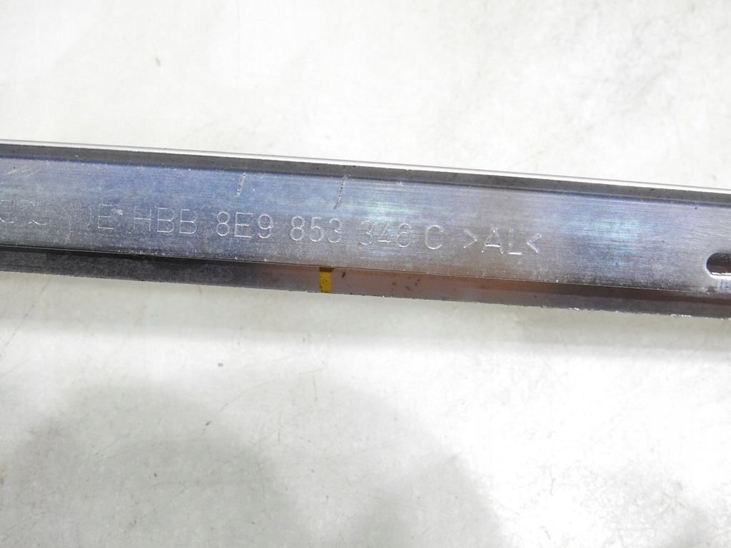 фото №12, Молдинг кузовная правая audi a4 b7 avant