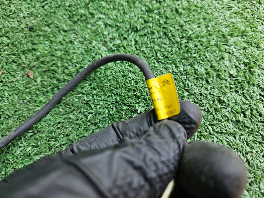 фото №8, Датчик відкривання кришки задня peugeot 5008 ii