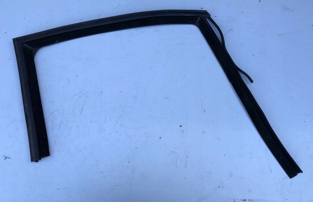 фото №1, Seat leon прокладка рамка стекло