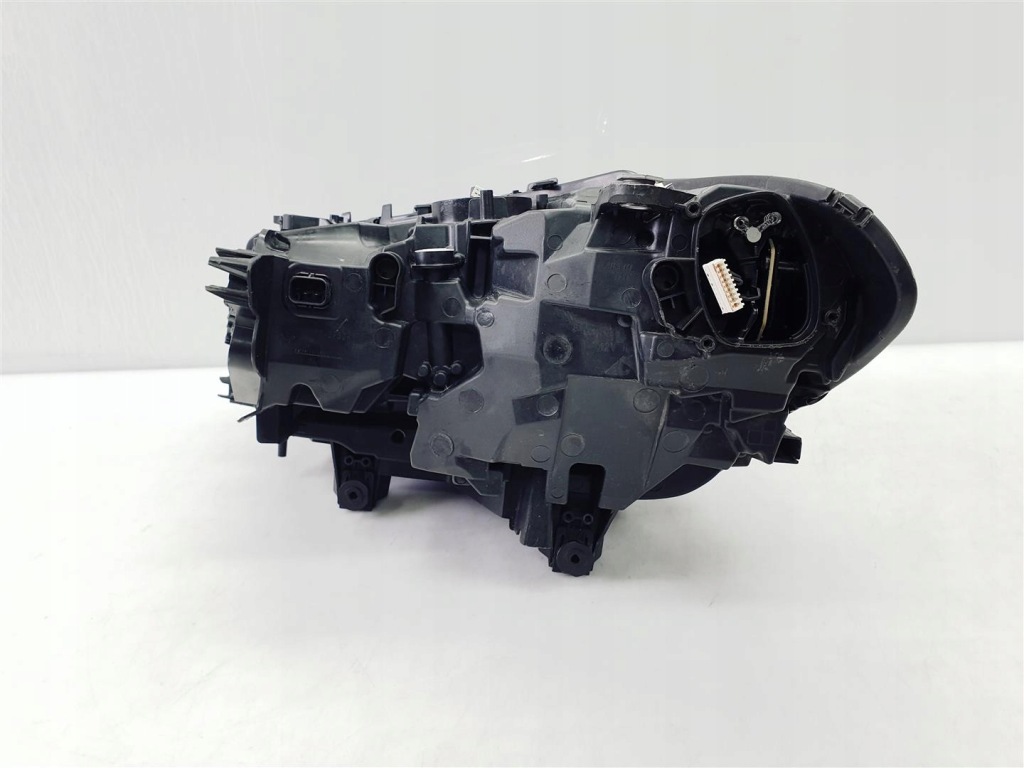 Купить Bmw x3 g01 x4 g02 рестайлинг  lci 20r+ правый  фара перед led европа  !