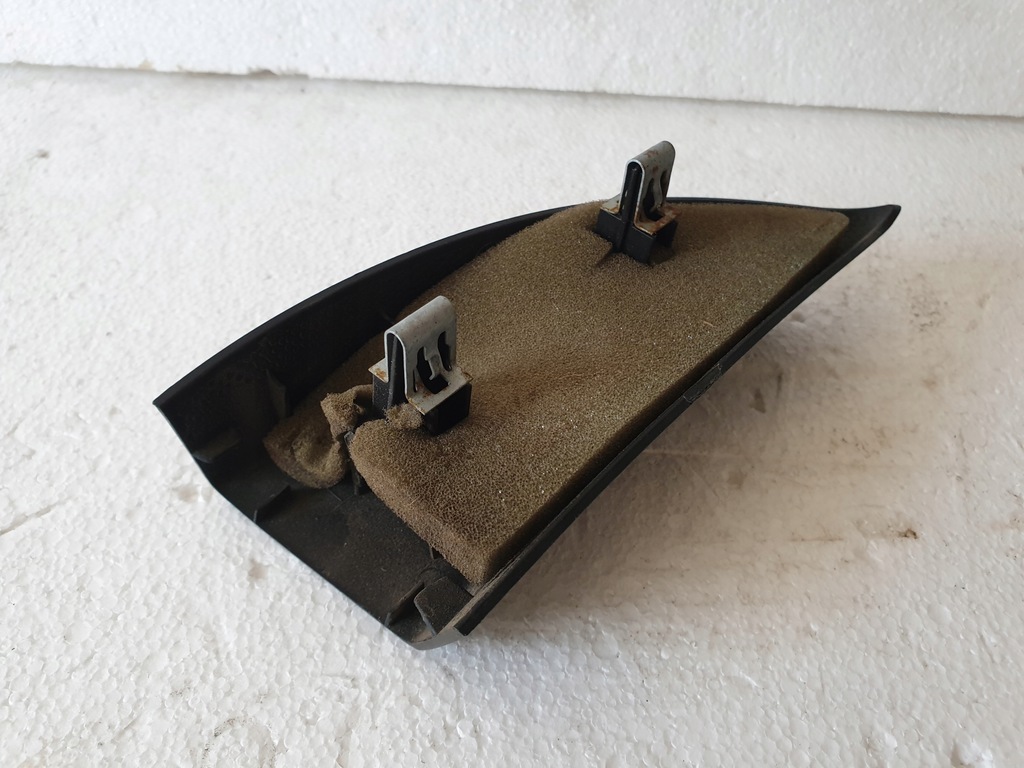 фото №4, Треугольник заглушка дверь левый перед dodge caliber