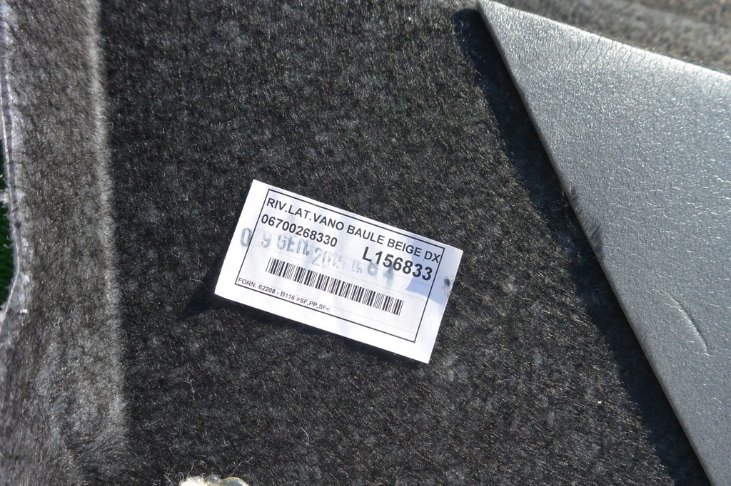 фото №11, Maserati quattroporte обшивка захист багажника kpl