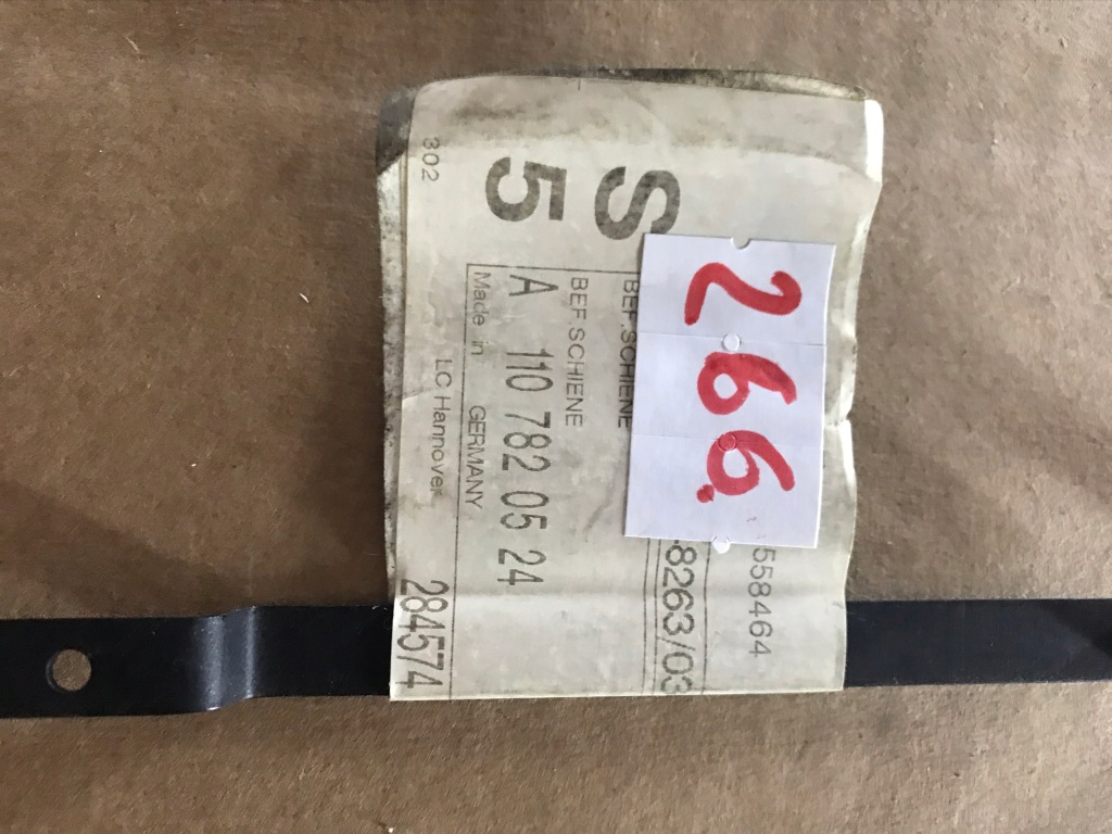 фото №1, Напрямна люк mercedes w167 nowa ліва оригінал