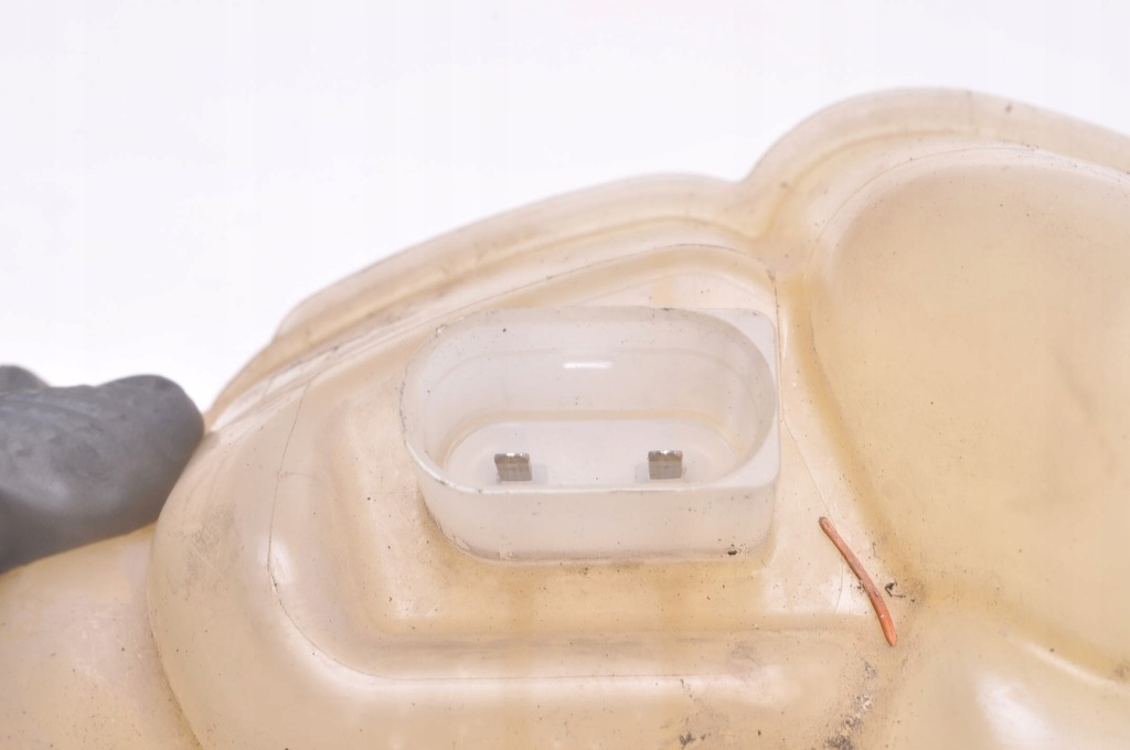 фото №6, Volvo xc90 ii v90 ii v60 xc60 ii 2.0 d5 бачок расширительный 31338291