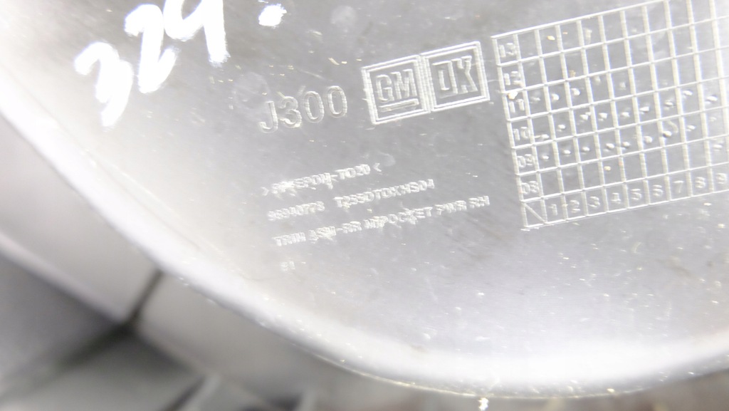 фото №12, Chevrolet cruze оббивка обшивка двері правий задня 96940778 sedan