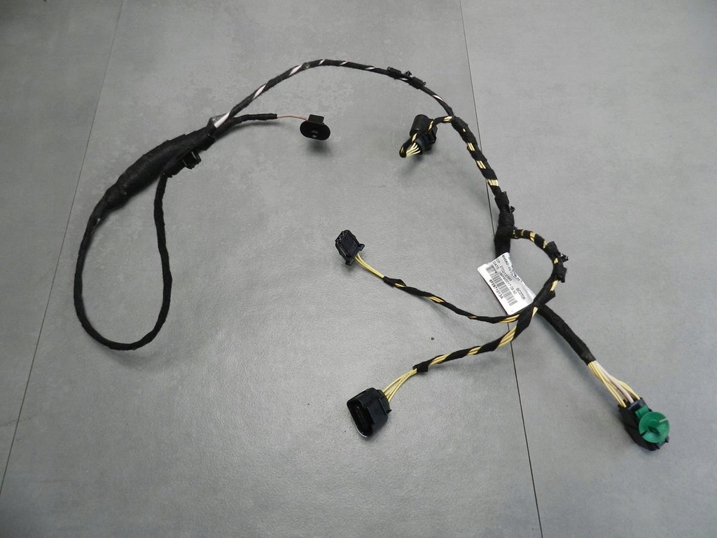 фото №1, Seat ibiza v жгут крышки задняя 6f0971013a