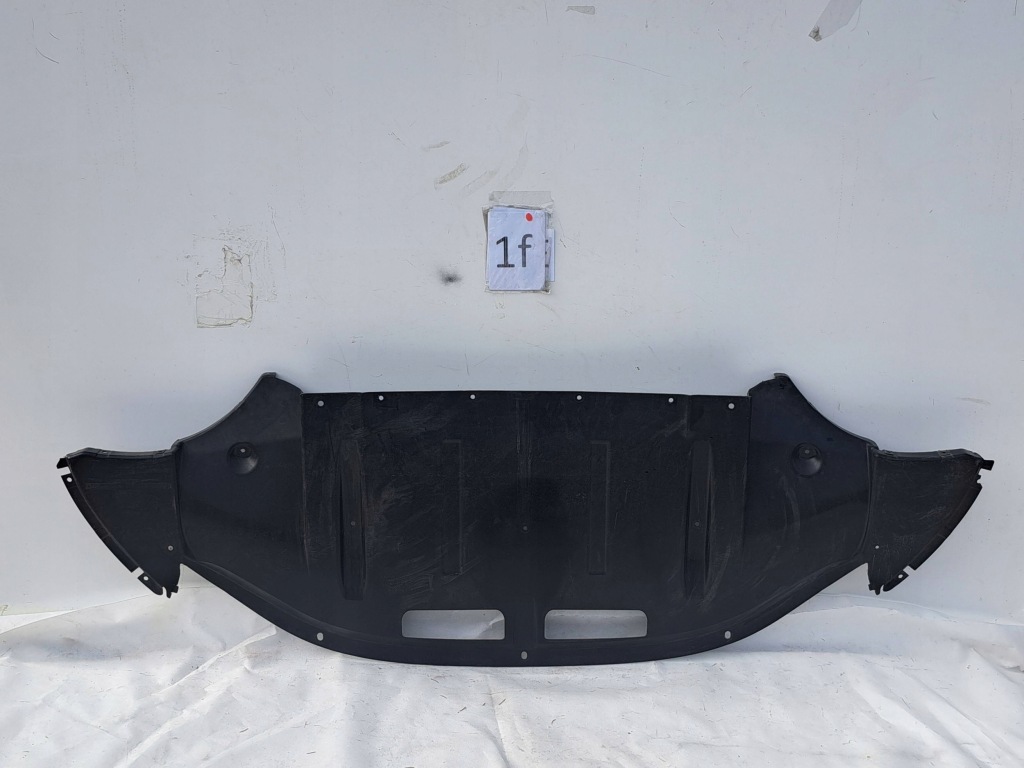 Купити Накладка під  бампер audi r8 42 420825101a