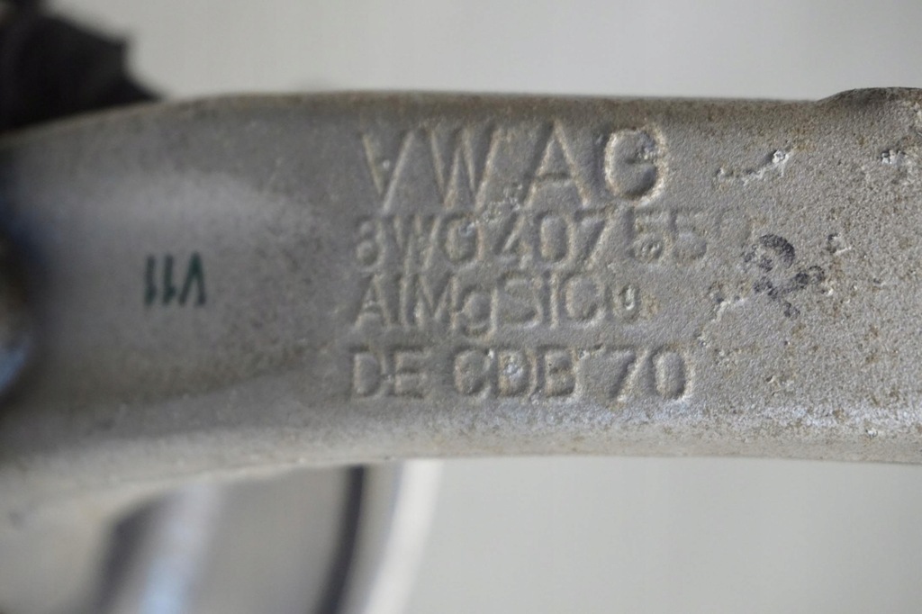 фото №9, Поворотный кулак левая рычаг audi a4 b9 8w lift 8w0407241f 8w0407695b 8w0407559