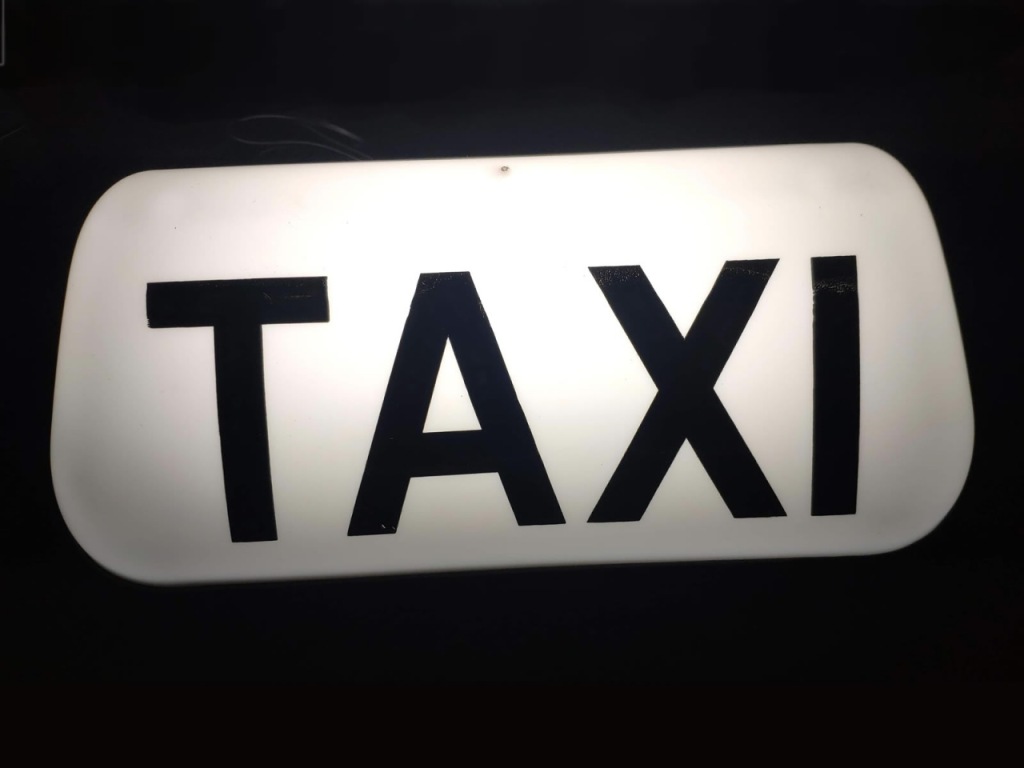 фото №5, Лампа косая led taxi белый с napisem управление пульт