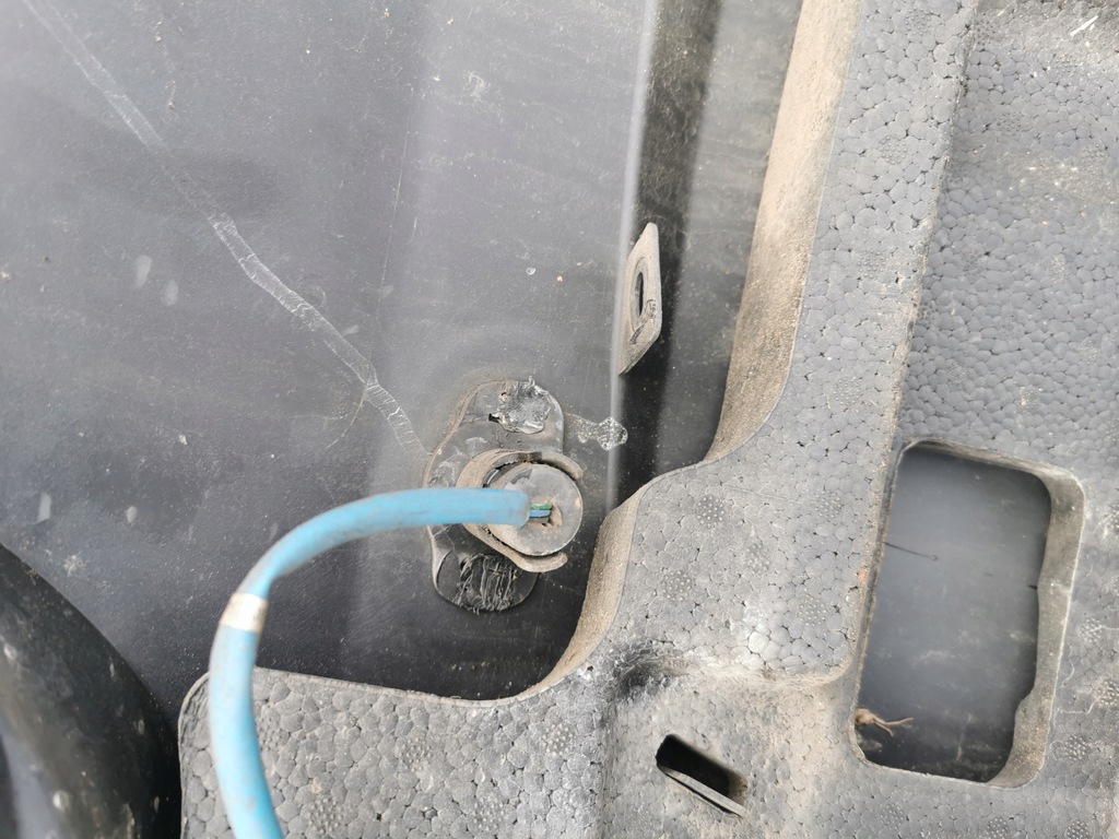 фото №11, Hyundai i30 i hb 07-12 бампер задняя pdc bv