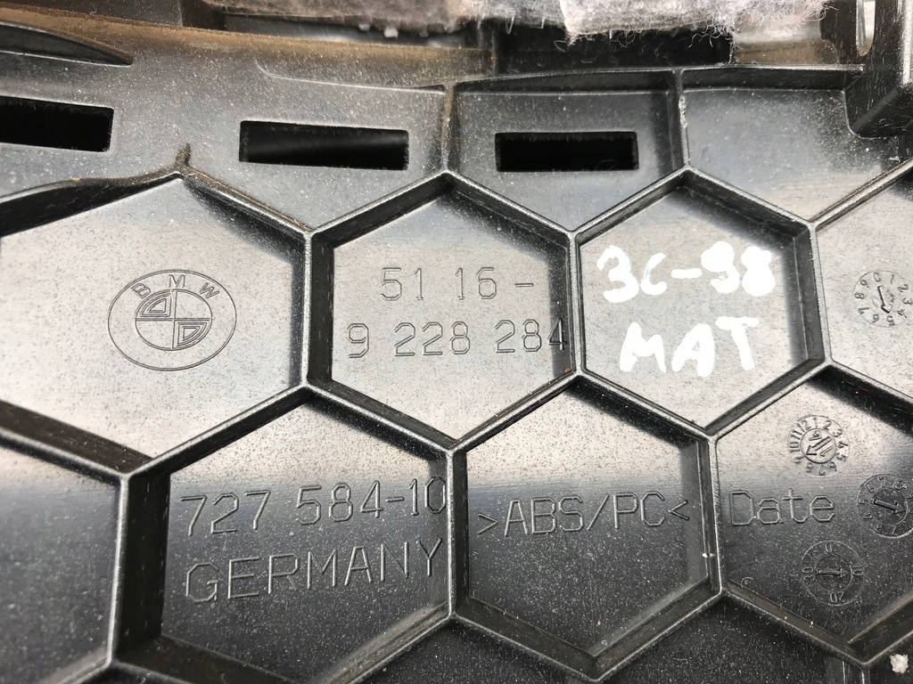 фото №5, Бардачок пассажира bmw f30 uk 9228284