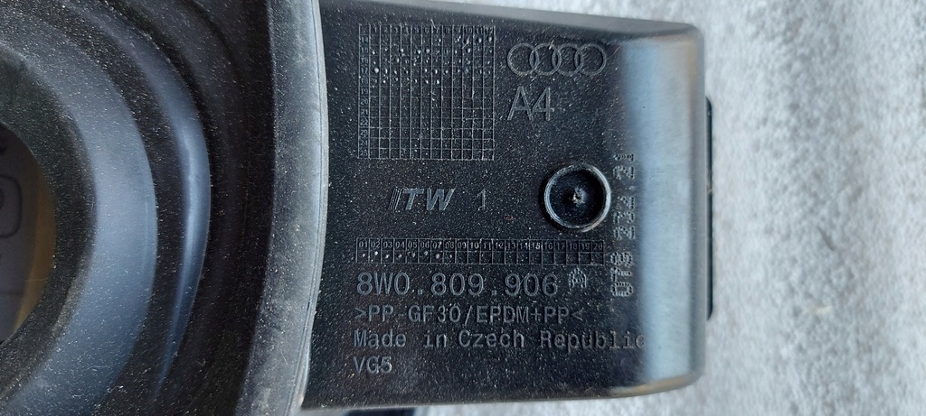 фото №5, Audi оригінальний номер 8w0809906a кришка заливної пального