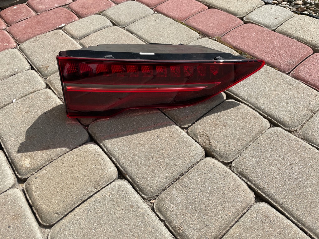 фото №1, Лампа jaguar i-pace лівий задня w кришка j9d313a421