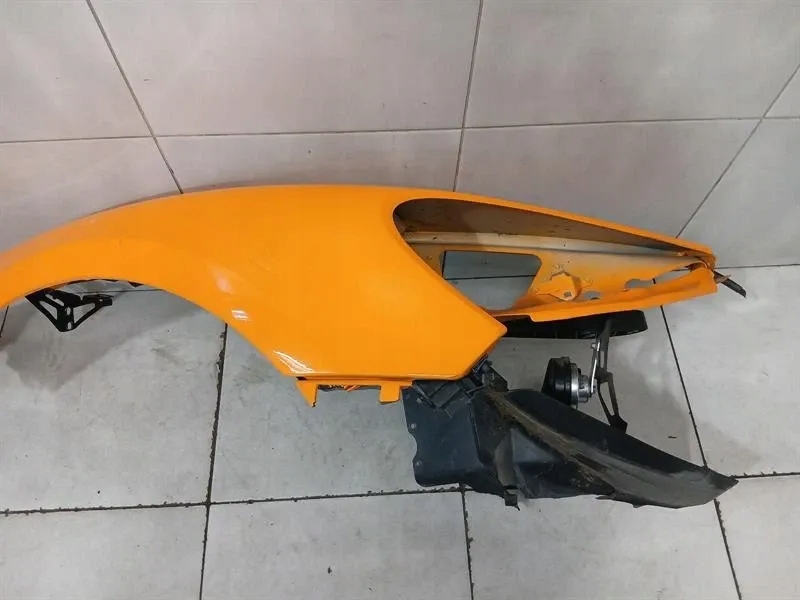 Купити Mclaren 600lt spider правий wing 13a0683cp fender