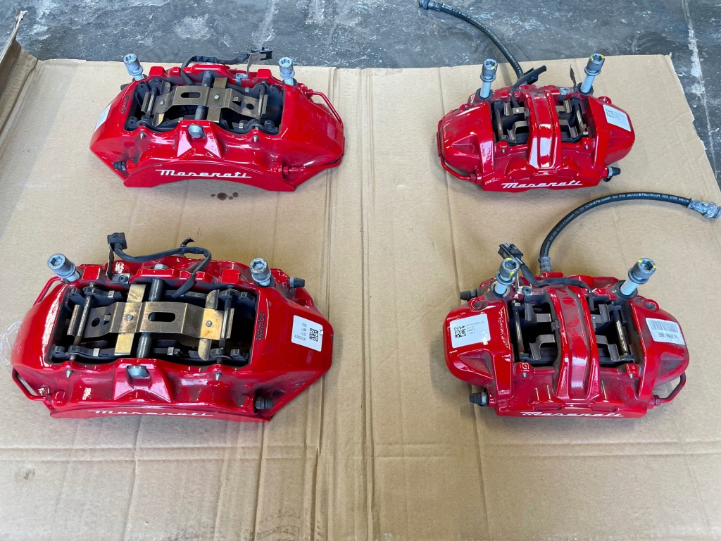 фото №1, Maserati granturismo суппорты тормозные brembo комплект