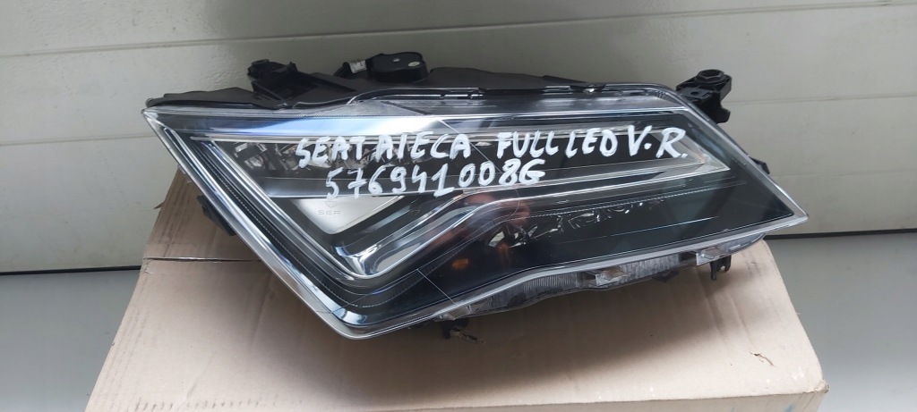 Купити Seat ateca 576941008g фара правий перед full led