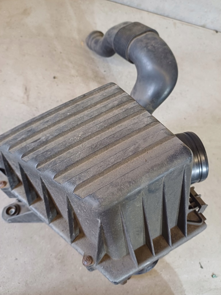 фото №5, Корпус фільтра повітря vw fox 1.2 nr. 5z0129607a