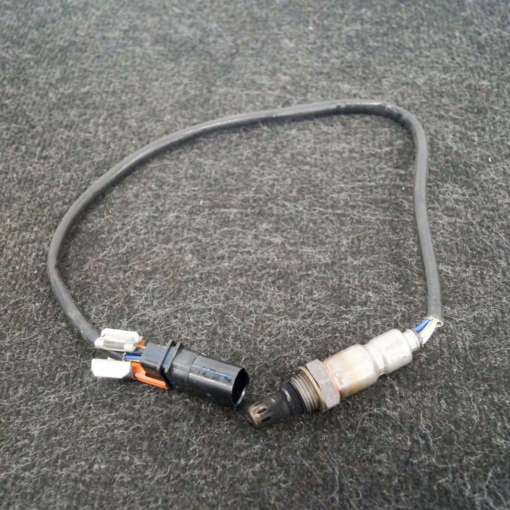 фото №1, Audi a4 s4 b9 8w 2016 датчик лямбда-зонд