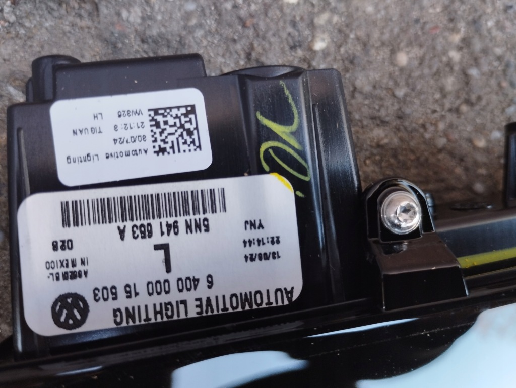 Противотуманная фара led правая  левая vw tiguan 2 рестайлинг  allspace 5nn941654a 5nn941653a новая с Разборки