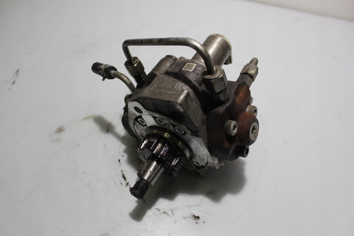 фото №1, Насос впрыскная subaru forester iii 2.0d