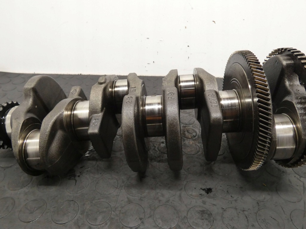 Wał коленчатый nissan qashqai x-trail renault trafic 2.0 dci номинал с Разборки