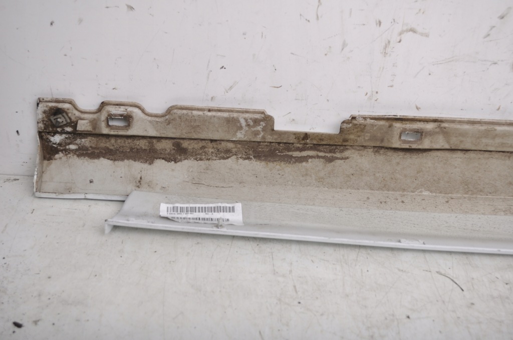 фото №2, Ford focus mk4 st-line накладка порог левая