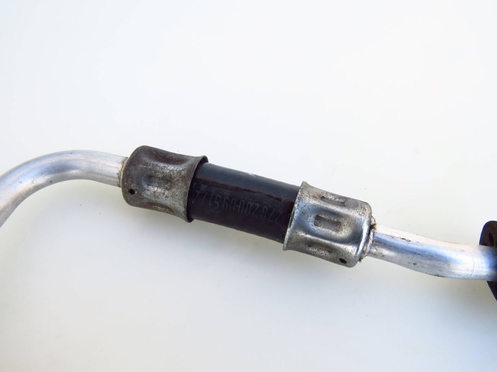 Шланг пабтрубок  трубка воды жидкости a2782000951 mercedes cls w218 w212 4.7 v8 Киев